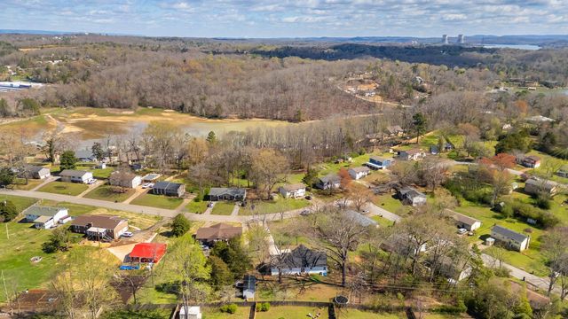1914 Bay Hill Drive, Hixson, TN 37343