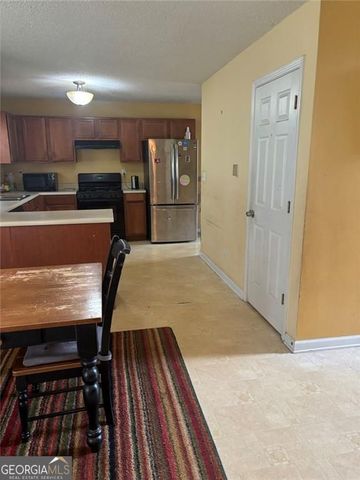 1885 Winding Crossing Trail, Fairburn, GA 30213