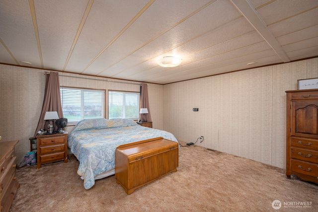 1132 NE C Road, Moses Lake, WA 98837