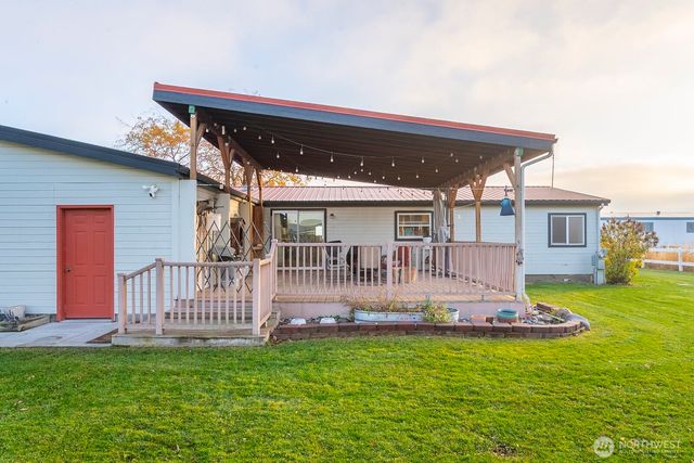 1132 NE C Road, Moses Lake, WA 98837