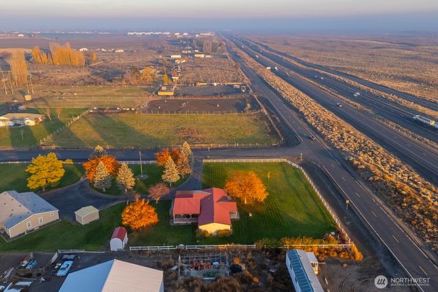 1132 NE C Road, Moses Lake, WA 98837