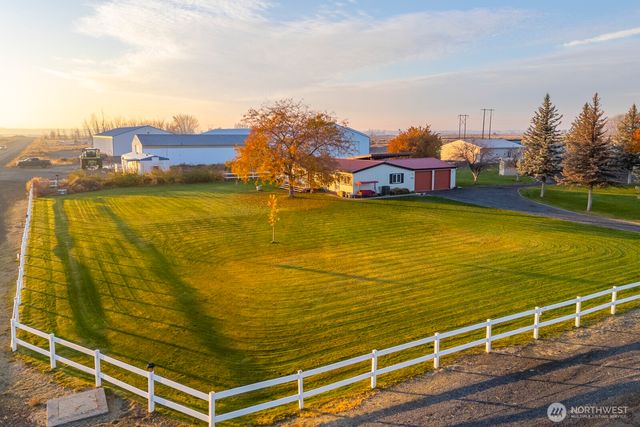 1132 NE C Road, Moses Lake, WA 98837