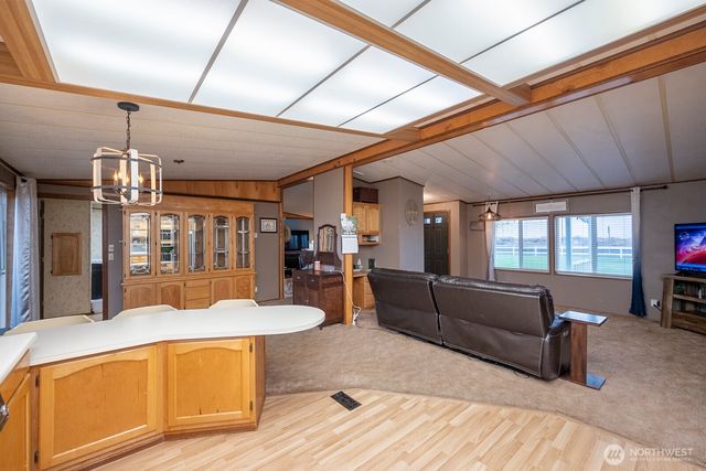 1132 NE C Road, Moses Lake, WA 98837