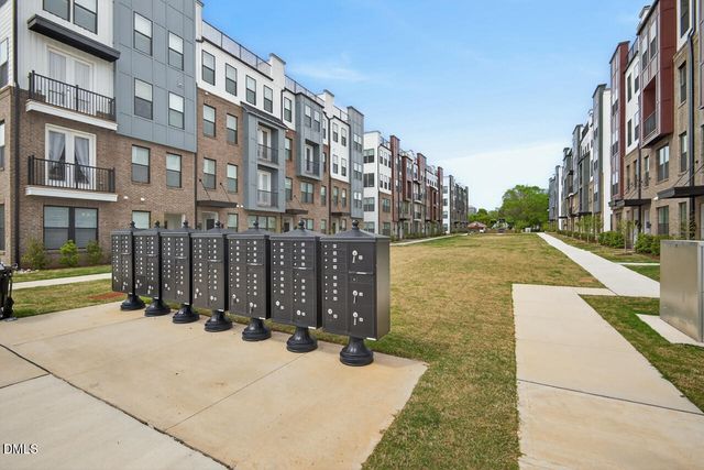 1210 Coach Station Alley 101, Raleigh, NC 27601