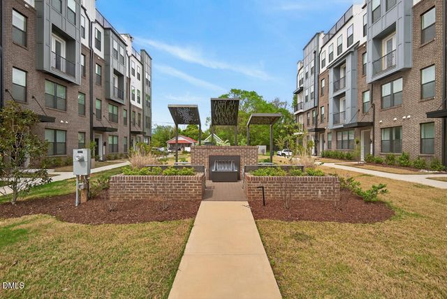 1210 Coach Station Alley 101, Raleigh, NC 27601