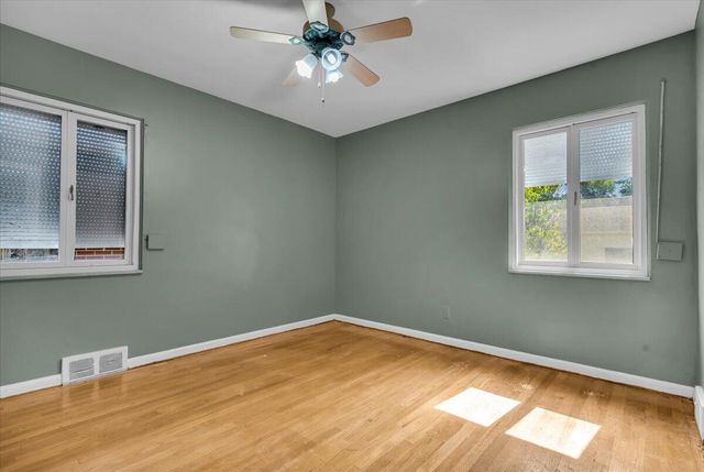 22400 Petersburg Avenue, Eastpointe, MI 48021