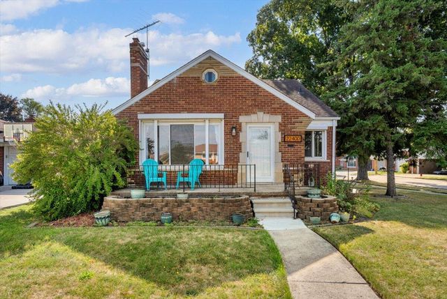 22400 Petersburg Avenue, Eastpointe, MI 48021