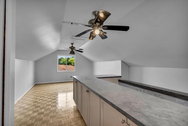 22400 Petersburg Avenue, Eastpointe, MI 48021