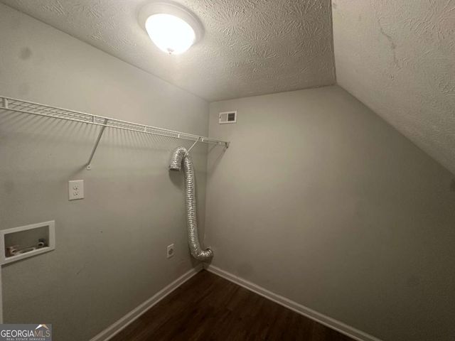 40 Lake Court, Stockbridge, GA 30281
