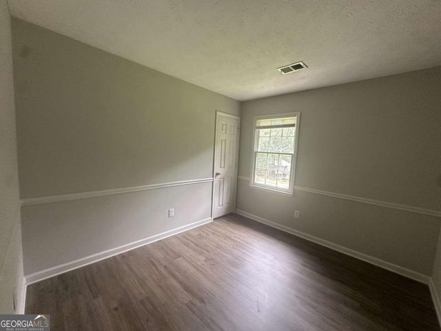 40 Lake Court, Stockbridge, GA 30281