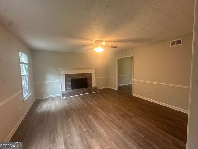 40 Lake Court, Stockbridge, GA 30281