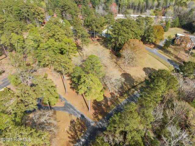 1411 Poe Circle, Greenville, NC 27858