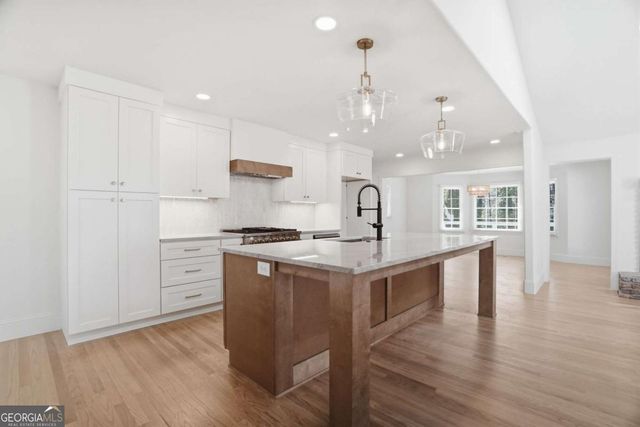 71 Cecil Drive, Marietta, GA 30068