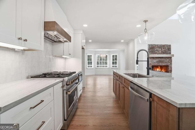 71 Cecil Drive, Marietta, GA 30068