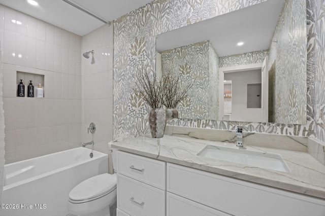 1800 Canal Drive Unit 307, Carolina Beach, NC 28428