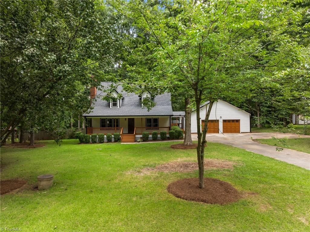 6824 Taylor Woods Lane, Pleasant Garden, NC 27313