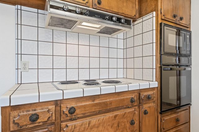 867 E Frederick Avenue, Fresno, CA 93720