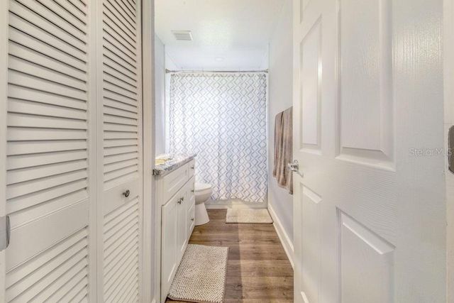 910 LIBERTY LANE, Auburndale, FL 33823