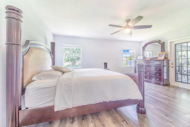 910 LIBERTY LANE, Auburndale, FL 33823