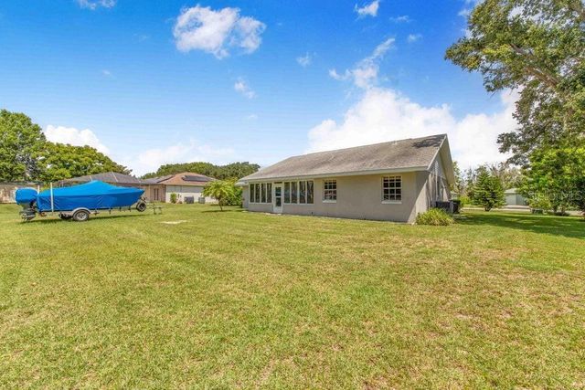 910 LIBERTY LANE, Auburndale, FL 33823