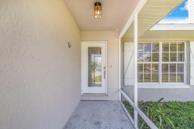 910 LIBERTY LANE, Auburndale, FL 33823