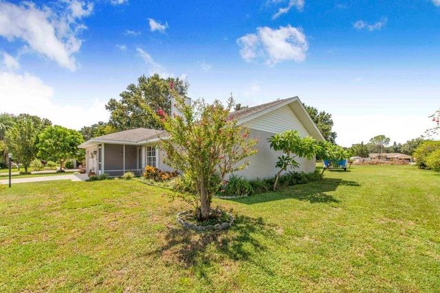 910 LIBERTY LANE, Auburndale, FL 33823