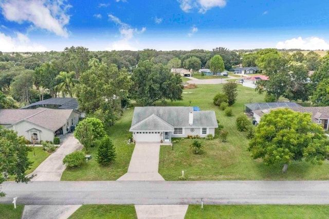 910 LIBERTY LANE, Auburndale, FL 33823