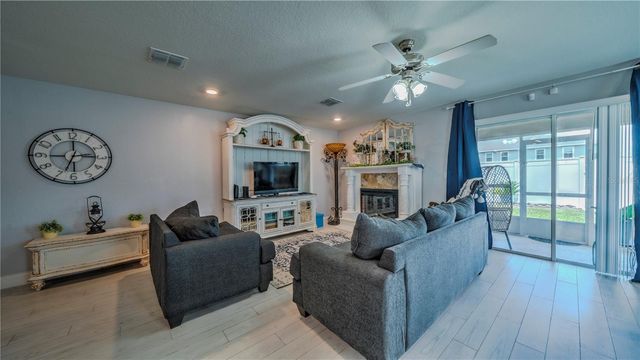 2933 FIELDWOOD CIRCLE, St Cloud, FL 34772