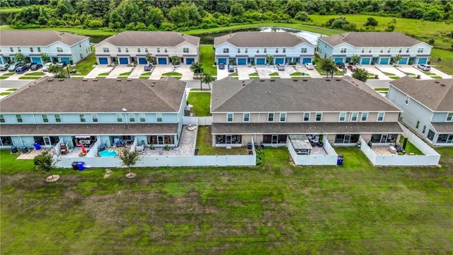 2933 FIELDWOOD CIRCLE, St Cloud, FL 34772