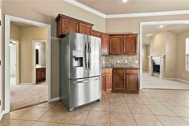 2656 N Sierra Avenue, Fayetteville, AR 72703