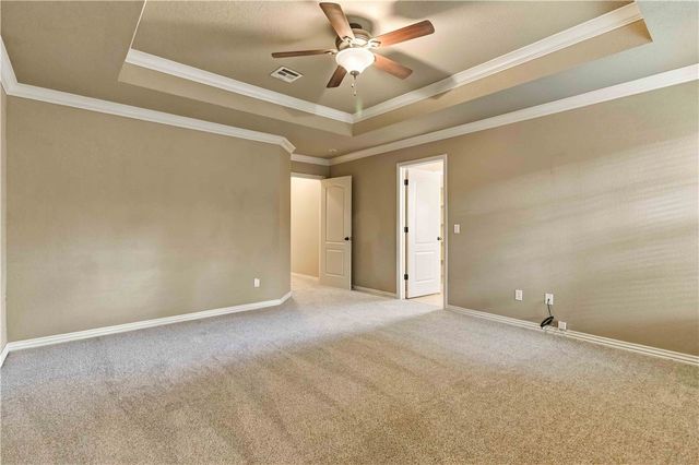 2656 N Sierra Avenue, Fayetteville, AR 72703