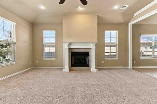 2656 N Sierra Avenue, Fayetteville, AR 72703