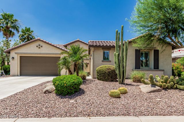 5261 N ARROWHEAD Drive, Eloy, AZ 85131