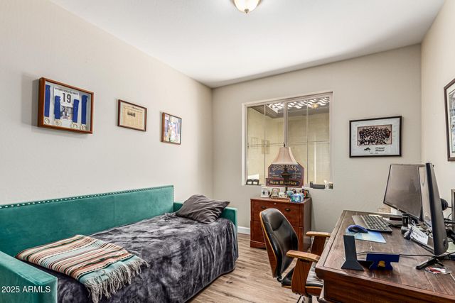 5261 N ARROWHEAD Drive, Eloy, AZ 85131