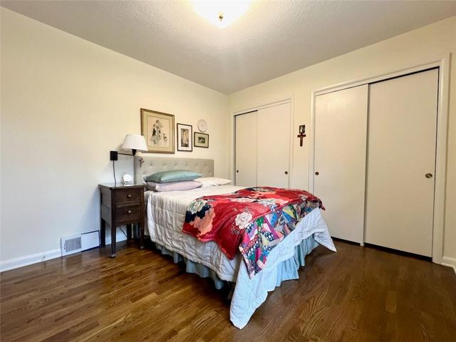 1348 Engel Road, Lawrence, KS 66044