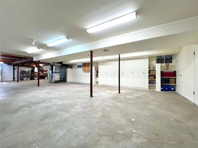 1348 Engel Road, Lawrence, KS 66044