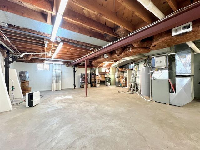 1348 Engel Road, Lawrence, KS 66044