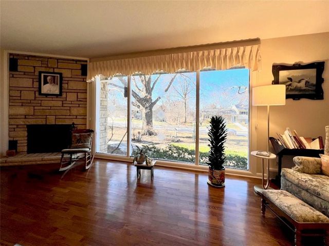 1348 Engel Road, Lawrence, KS 66044