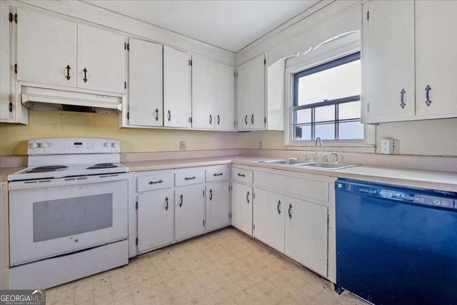 3905 Sloppy Floyd Lake Road, Summerville, GA 30747