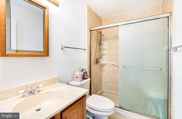 2238 HARNEY RD, Littlestown, PA 17340