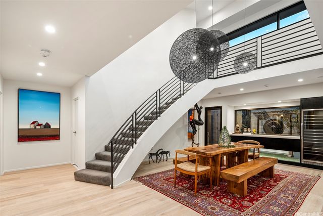 4366 Royal Place, Honolulu, HI 96816