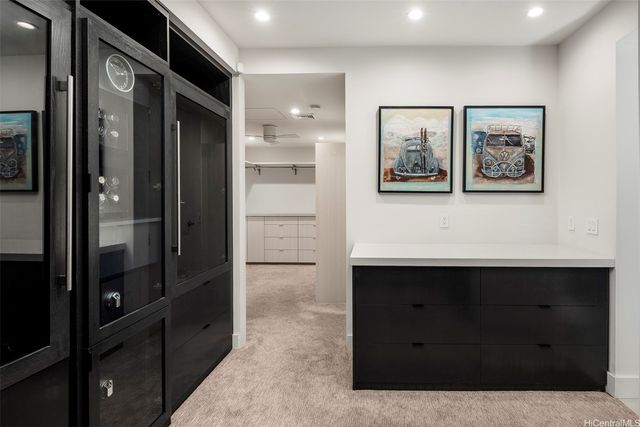 4366 Royal Place, Honolulu, HI 96816