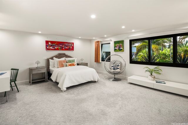 4366 Royal Place, Honolulu, HI 96816