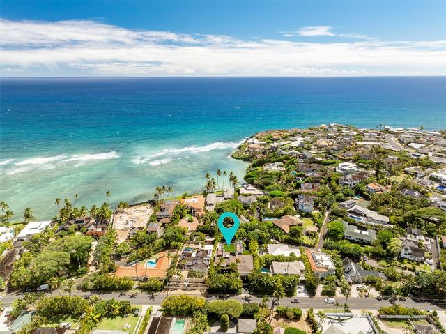 4366 Royal Place, Honolulu, HI 96816