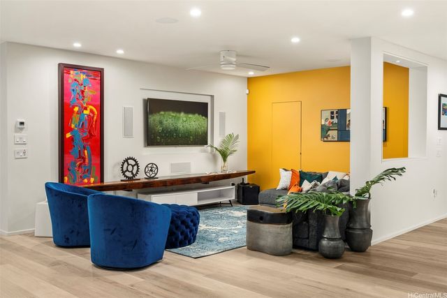 4366 Royal Place, Honolulu, HI 96816