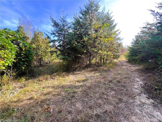 8516 Hudson-James Road, Summerfield, NC 27358