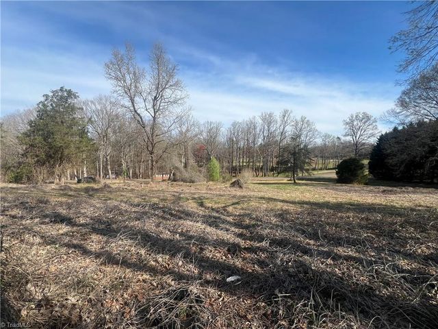 8516 Hudson-James Road, Summerfield, NC 27358