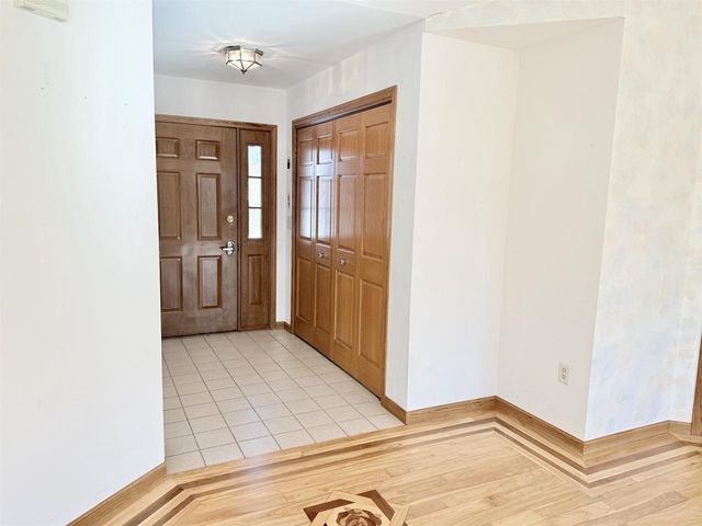 W6178 WESTLAKE COURT, Fond Du Lac, WI 54937