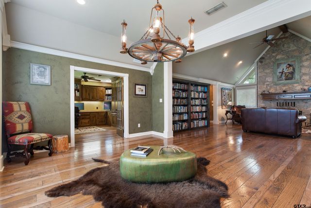 19678 C R 4125, Lindale, TX 75771