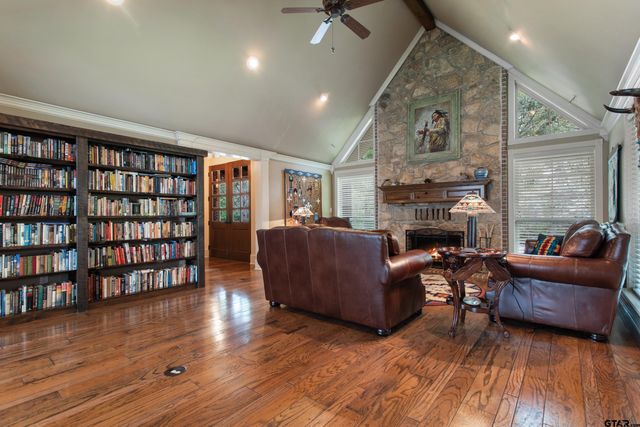 19678 C R 4125, Lindale, TX 75771